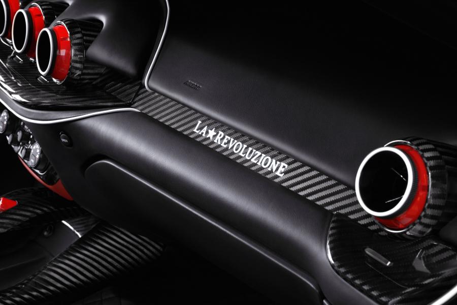 Детали интерьера Ferrari F12berlinetta La Revoluzione by Mansory 2013 года  (фото 8 из 9)
